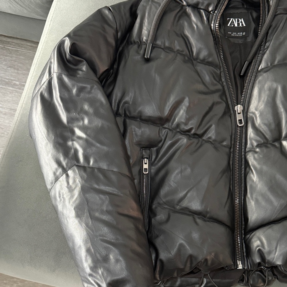 Black Puffer Jacket - Picture 4 of 6